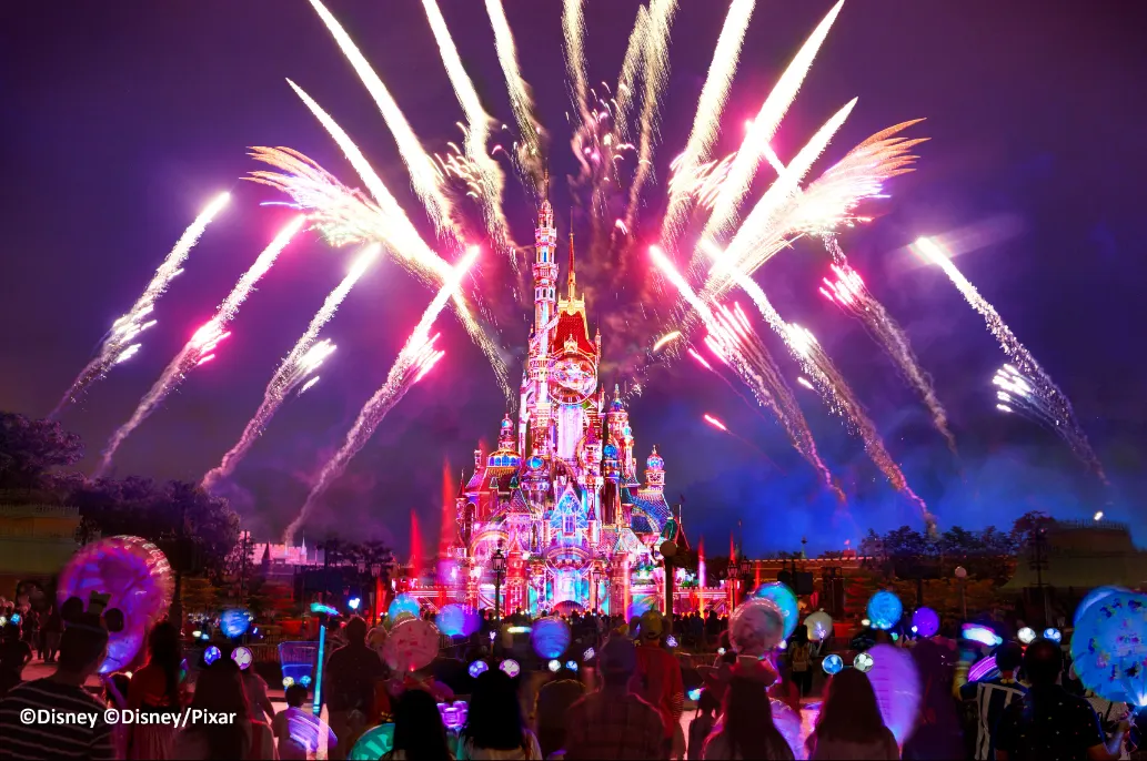 Pertunjukan Kembang Api Hong Kong Disneyland